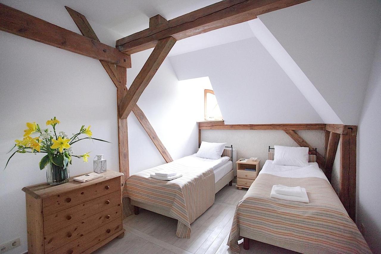 Palac W Debinie Krzeszkowice Exteriér fotografie